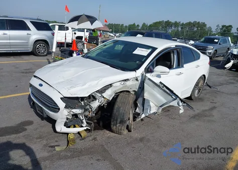 2015 Ford Fusion Titanium z USA, uszkodzony, nr VIN 3FA6P0K99FR227610